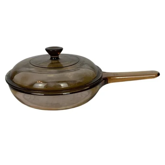 Vintage Vision Corning 7 inch Amber Glass Skillet Waffle Bottom Pyrex Lid - Picture 2 of 9